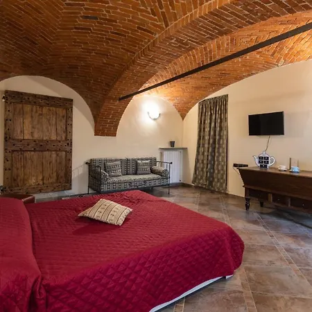 Certe Notti Langhe Bed & Breakfast *