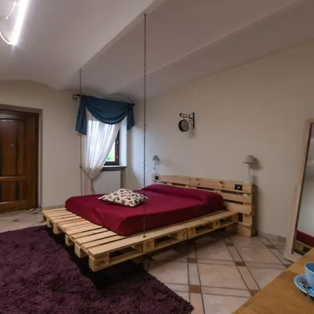 Bed & Breakfast Certe Notti Langhe