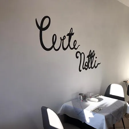 فندق مبيت وإفطار Certe Notti Langhe *